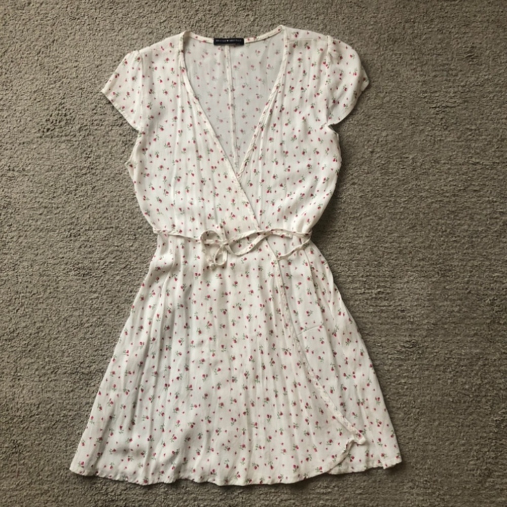 Brandy Melville White Floral Wrap Dress